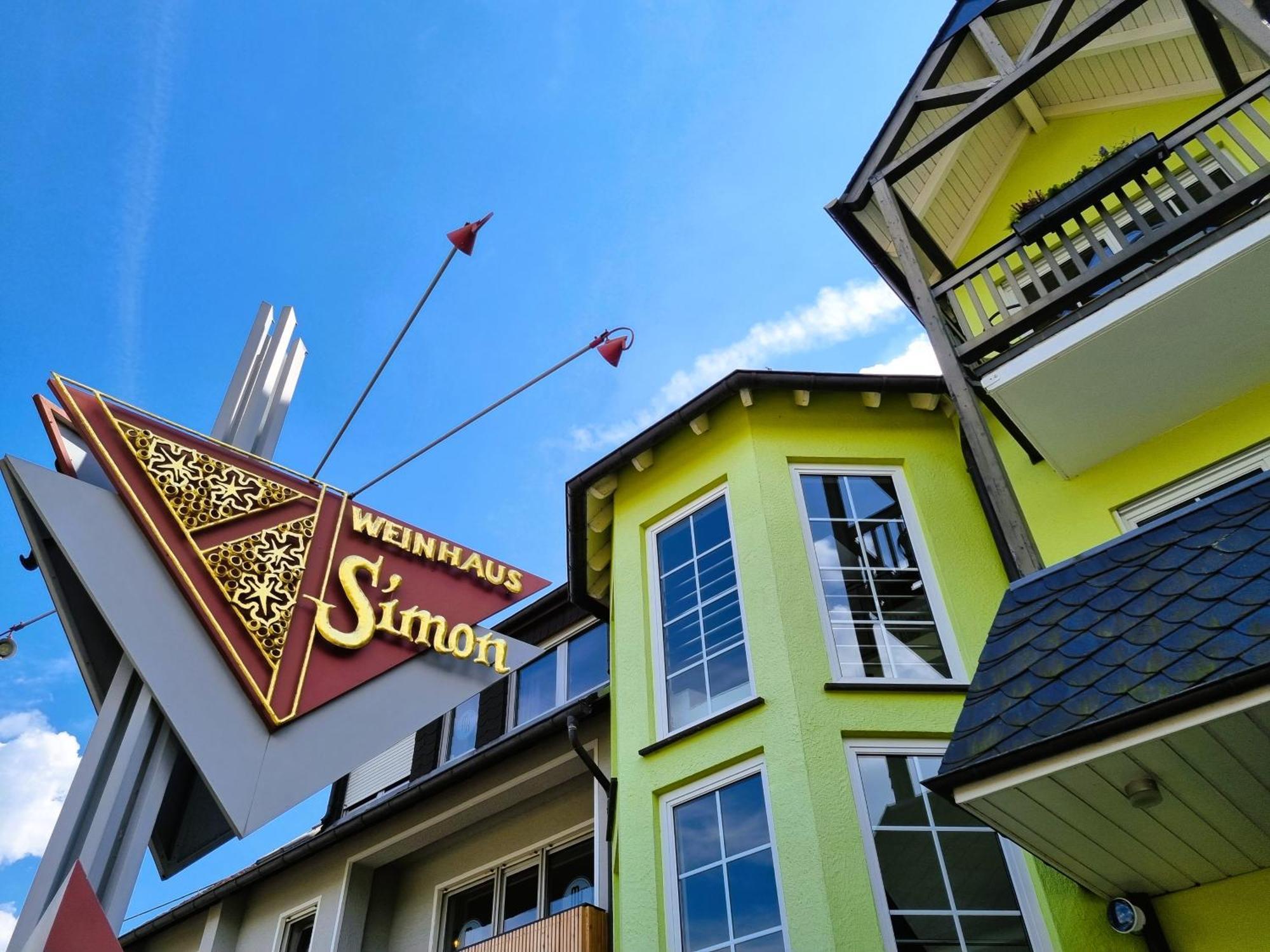 Moselhotel Weinhaus Simon 'Sauna'Restaurant'Eladesaeule 빈트리크 외부 사진