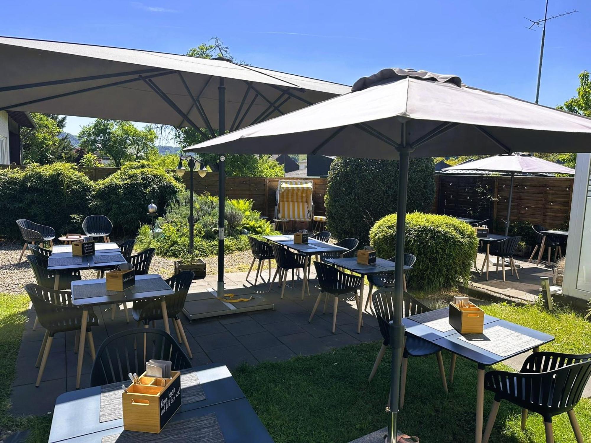 Moselhotel Weinhaus Simon 'Sauna'Restaurant'Eladesaeule 빈트리크 외부 사진