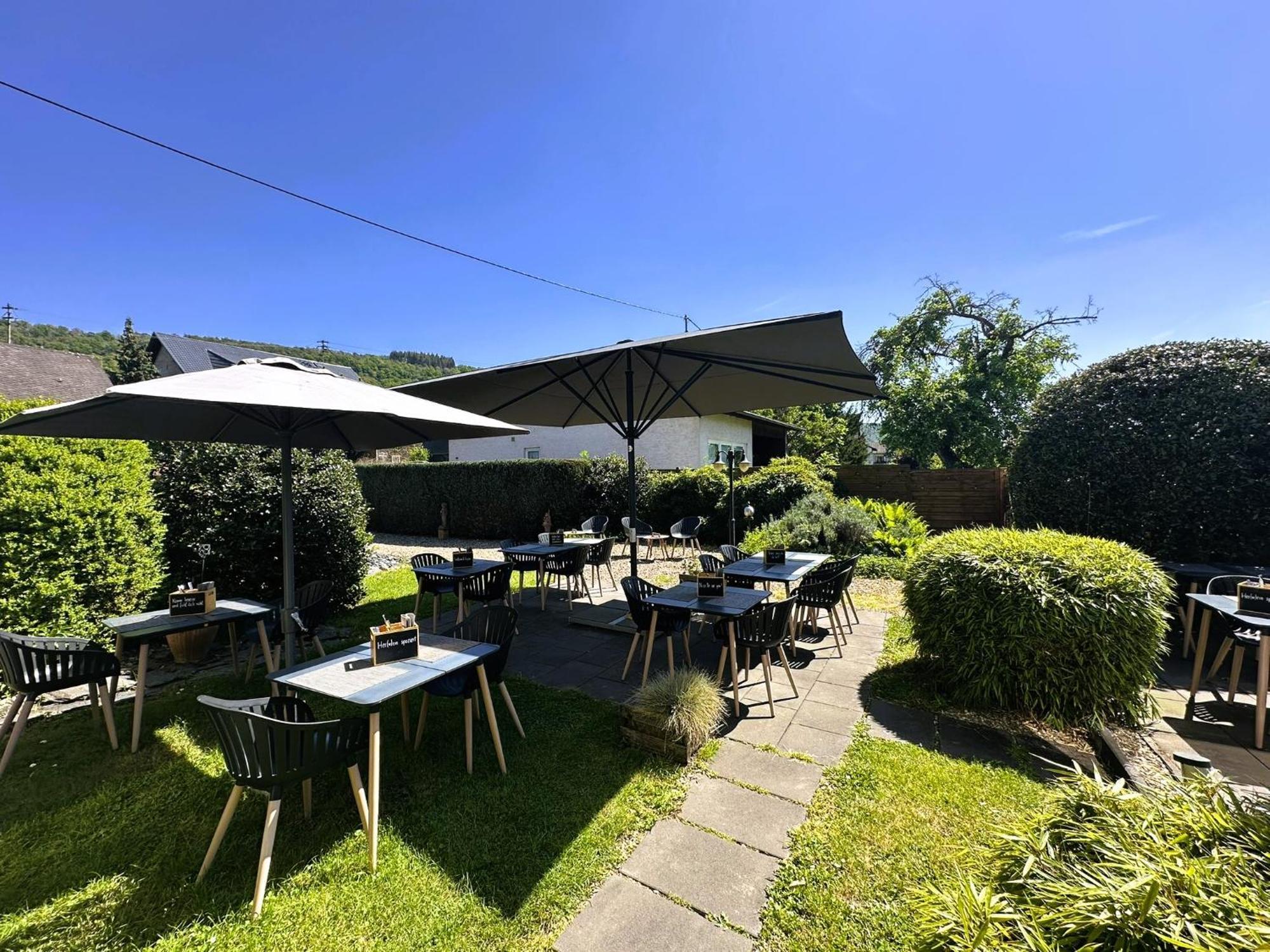Moselhotel Weinhaus Simon 'Sauna'Restaurant'Eladesaeule 빈트리크 외부 사진